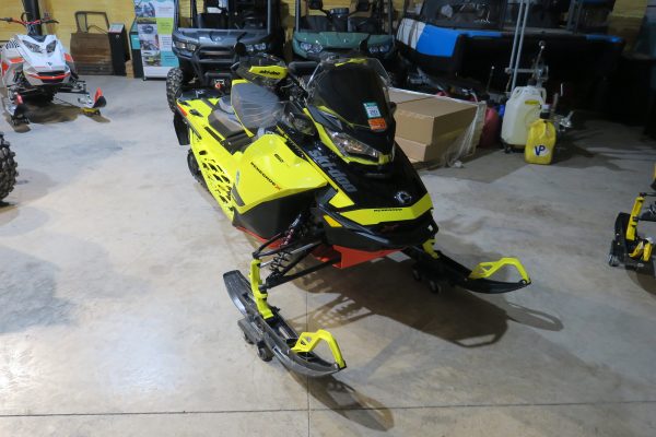 Used 2021 Ski Doo Renegade X 137"