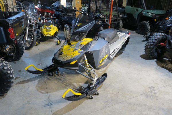 Used 2008 Ski Doo MXZ Renegade X 137"